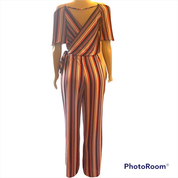 Plus Colder Shoulder Striped Jumpsuit - Picture 4 of 7